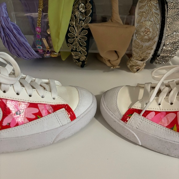 LoveShackFancy Hand Painted Nike Sneakers - Size 8 - Picture 7 of 7